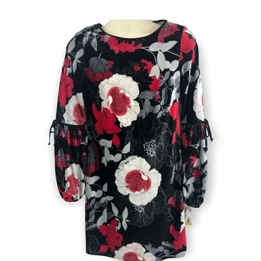 New Madison Leigh red black floral velvet dress